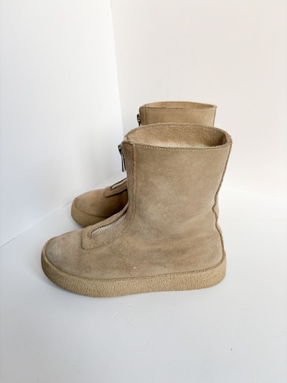 Замшевые ботинки Age of Innocence, 32