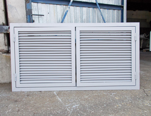 Жалюзийная решетка металлическая фасадная ЖР-Н4 100*100