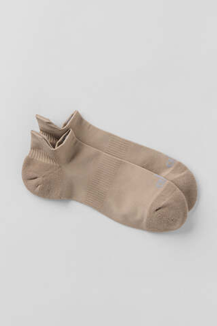 Alo yoga Носки унисекс, бежевый