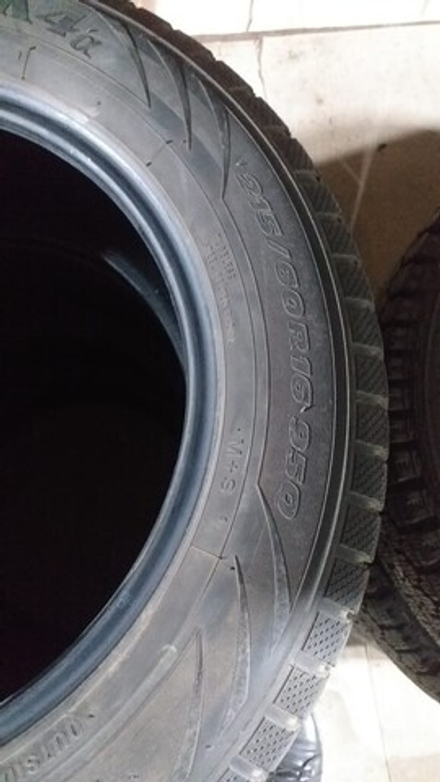 Шины ToyoTranpath MK4 215/60 R16 4шт.