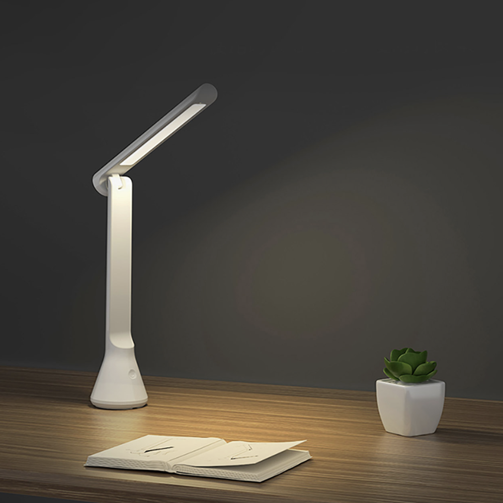 Лампа настольная Xiaomi Yeelight Rechargeable Folding Desk Lamp Z1 (YLTD11YL) белый