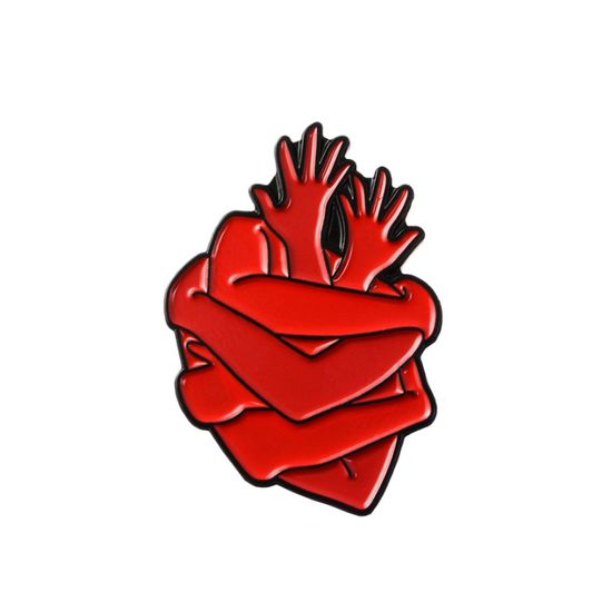 Пин на рюкзак и одежду. Hug