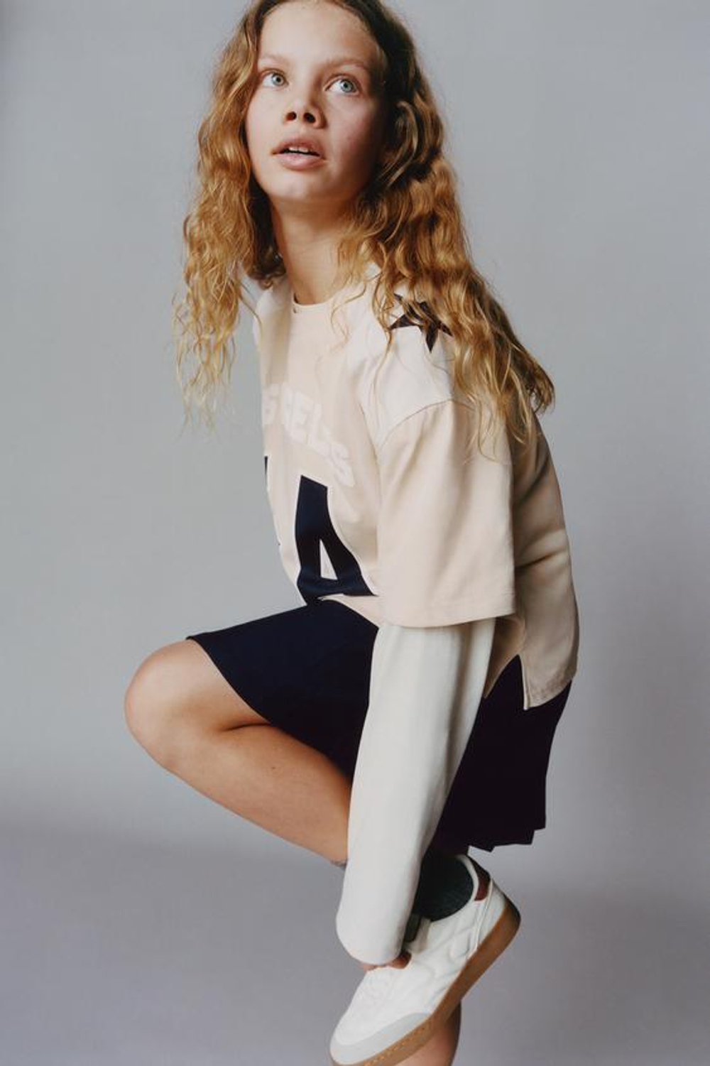 ZARA ФУТБОЛКА С НАДПИСЬЮ, БЕЖЕВЫЙ