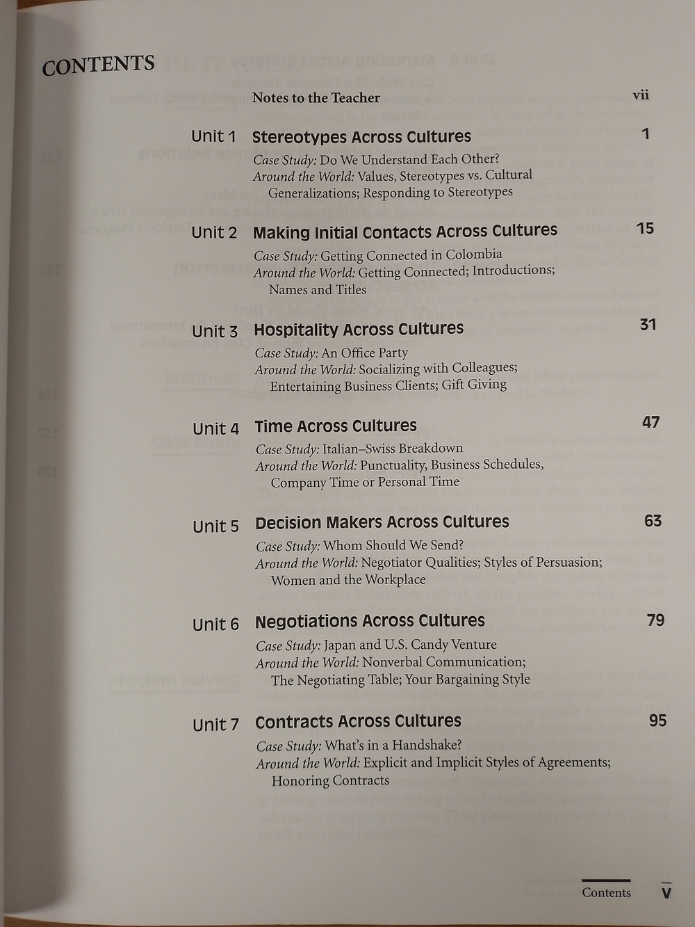 Business Across Cultures: Effective Communication Strategies (English for Business Success)