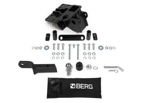 Фаркоп с элект. Smart, под квадрат для Toyota Land Cruiser 300 2021-н.в., шар E, 3500/120 кг, F.5716.001, Berg (паспорт, сертификат)