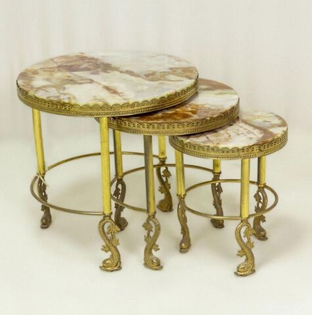 Винтаж: Комплект из трех столиков