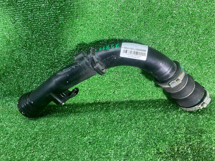 Патрубок интеркулера LR Discovery Sport (19-нв)