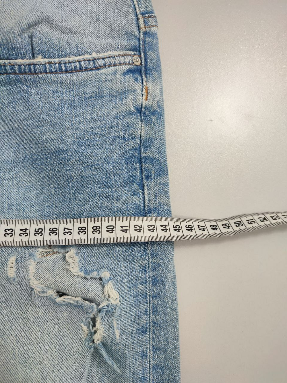 Джинсы Zara светлые 42 размер