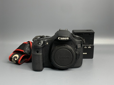 Canon EOS 60D 18.000 кадров
