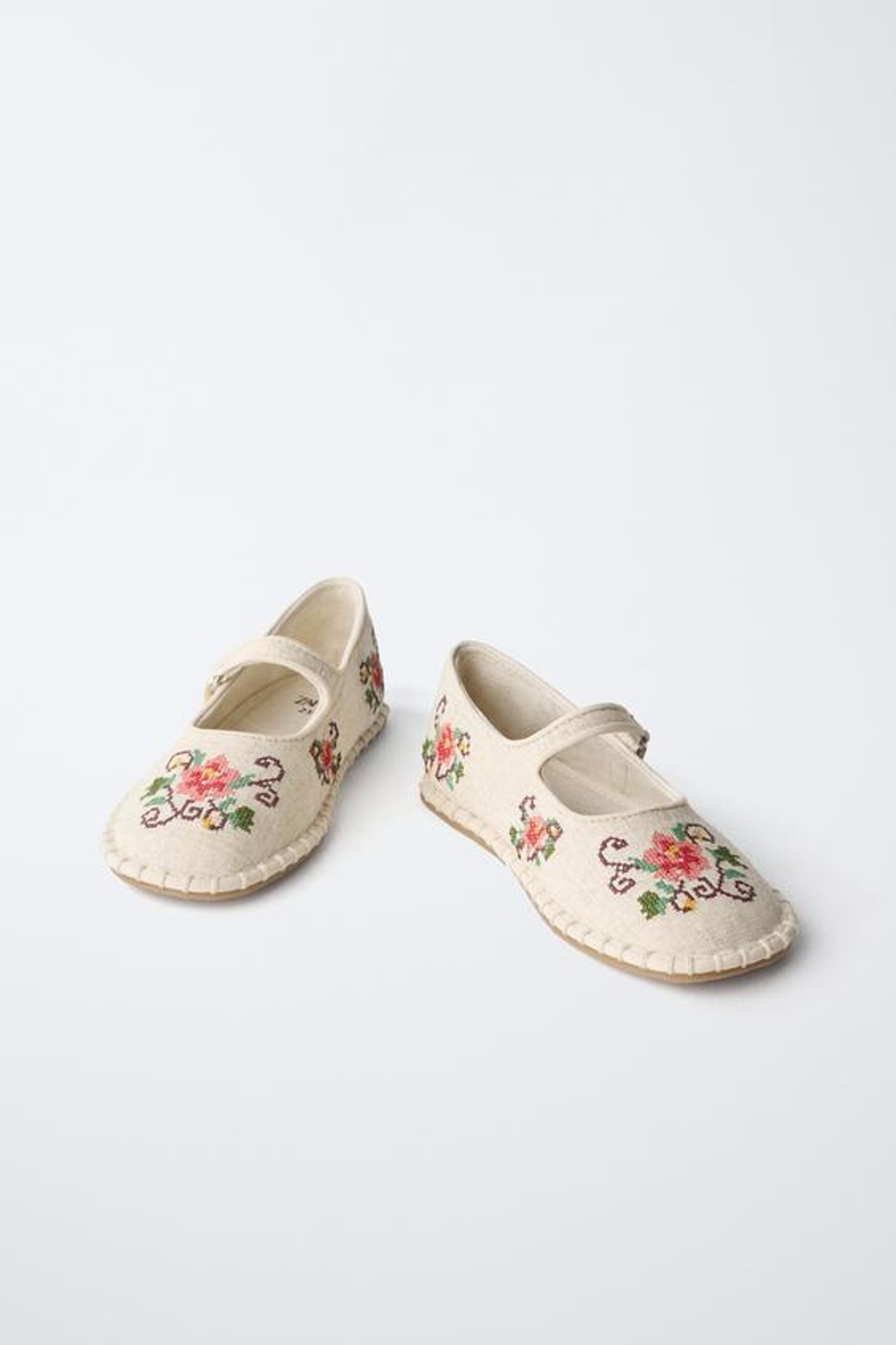 ZARA БАЛЕТКИ С ВЫШИВКОЙ, ЭКРЮ