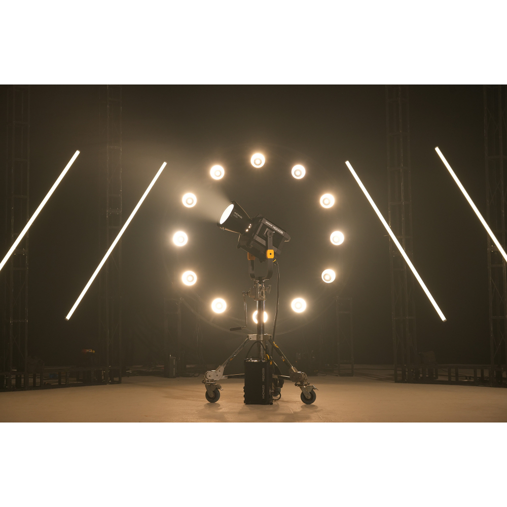 Осветитель светодиодный Godox Knowled MG2400Bi студийный