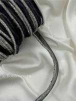 Кант на черной органзе со стразовым шнуром