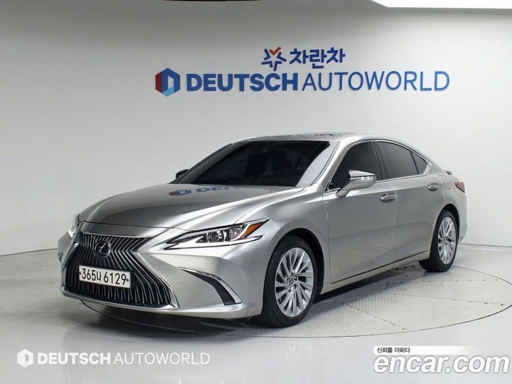 Lexus ES300h 7 Generation Luxury Plus (10.2020)