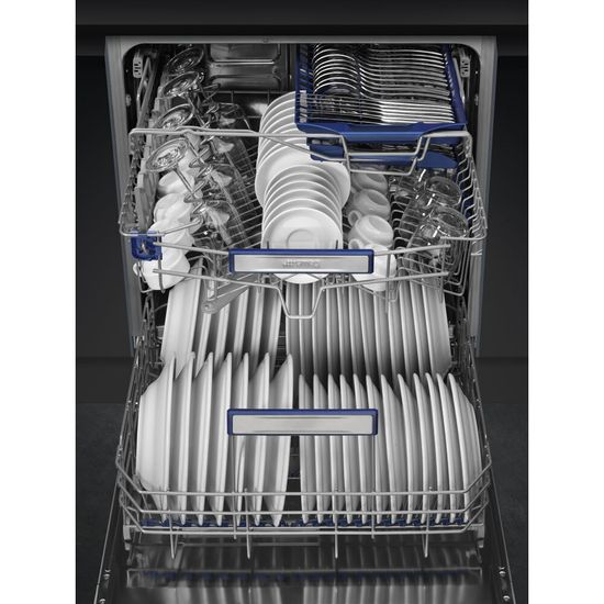Встраиваемая посудомоечная машина Smeg STL7235L