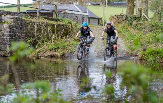 Носки водонепроницаемые DexShell Coolvent Aqua Blue DS628