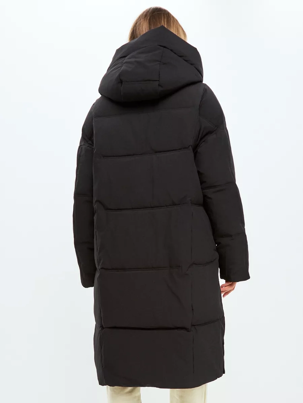 Пуховик зимний длинный с капюшоном оверсайз