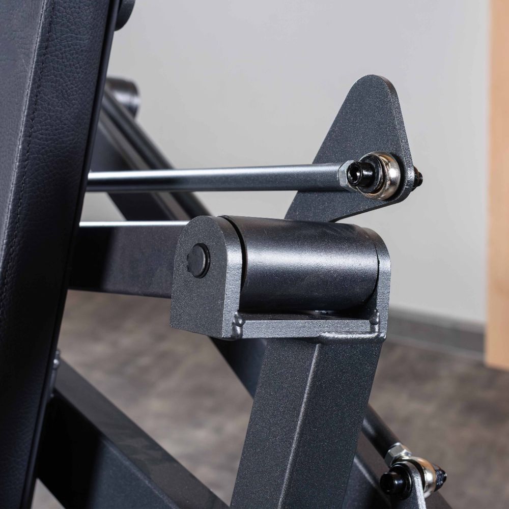 A804 Жим от плеч X-Cross