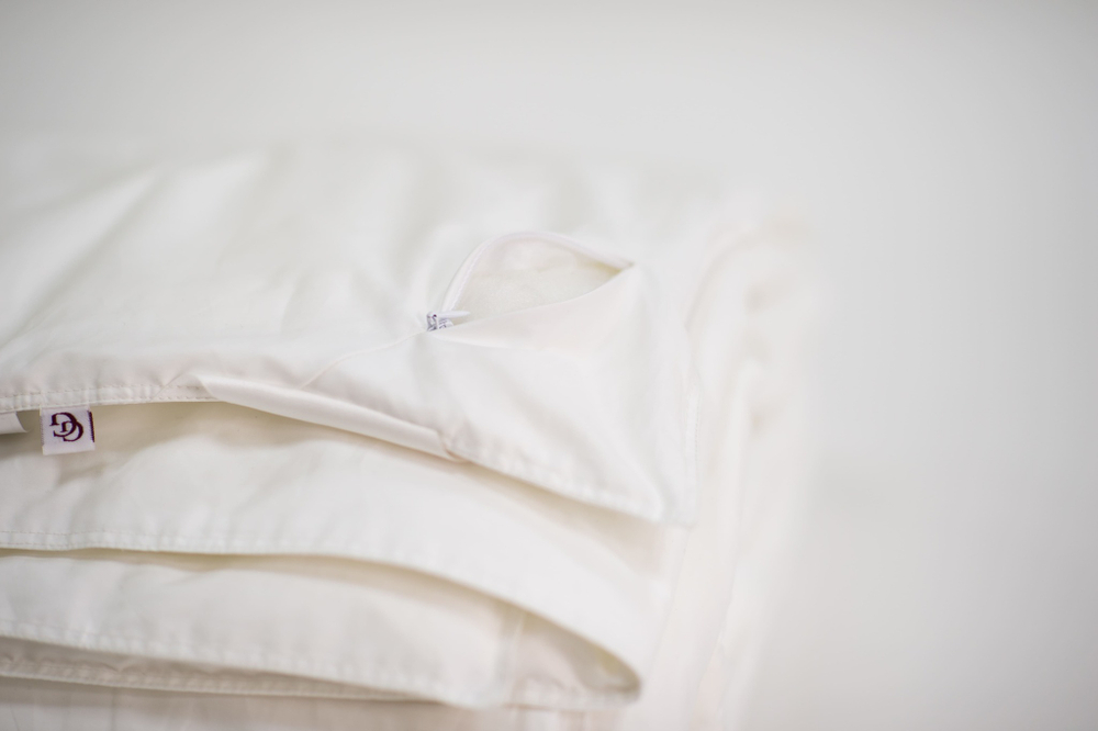 Одеяло шелковое легкое 200х220 German Grass Luxury Silk