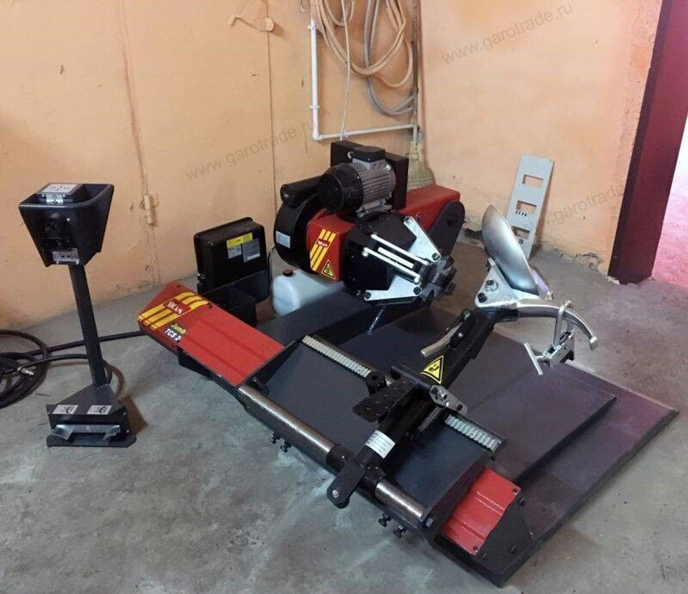 Стенд для шиномонтажа грузовых колес Sicam TCS 26