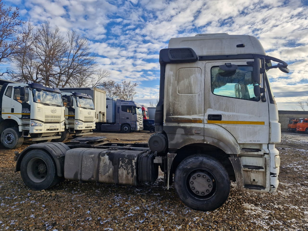 КамАЗ 5490 4x2 Седельный тягач 5490-S5 (Дизельный, 12,0 л, 401 л.с., МТ)