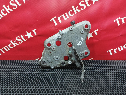 Кронштейн клапанов турбины