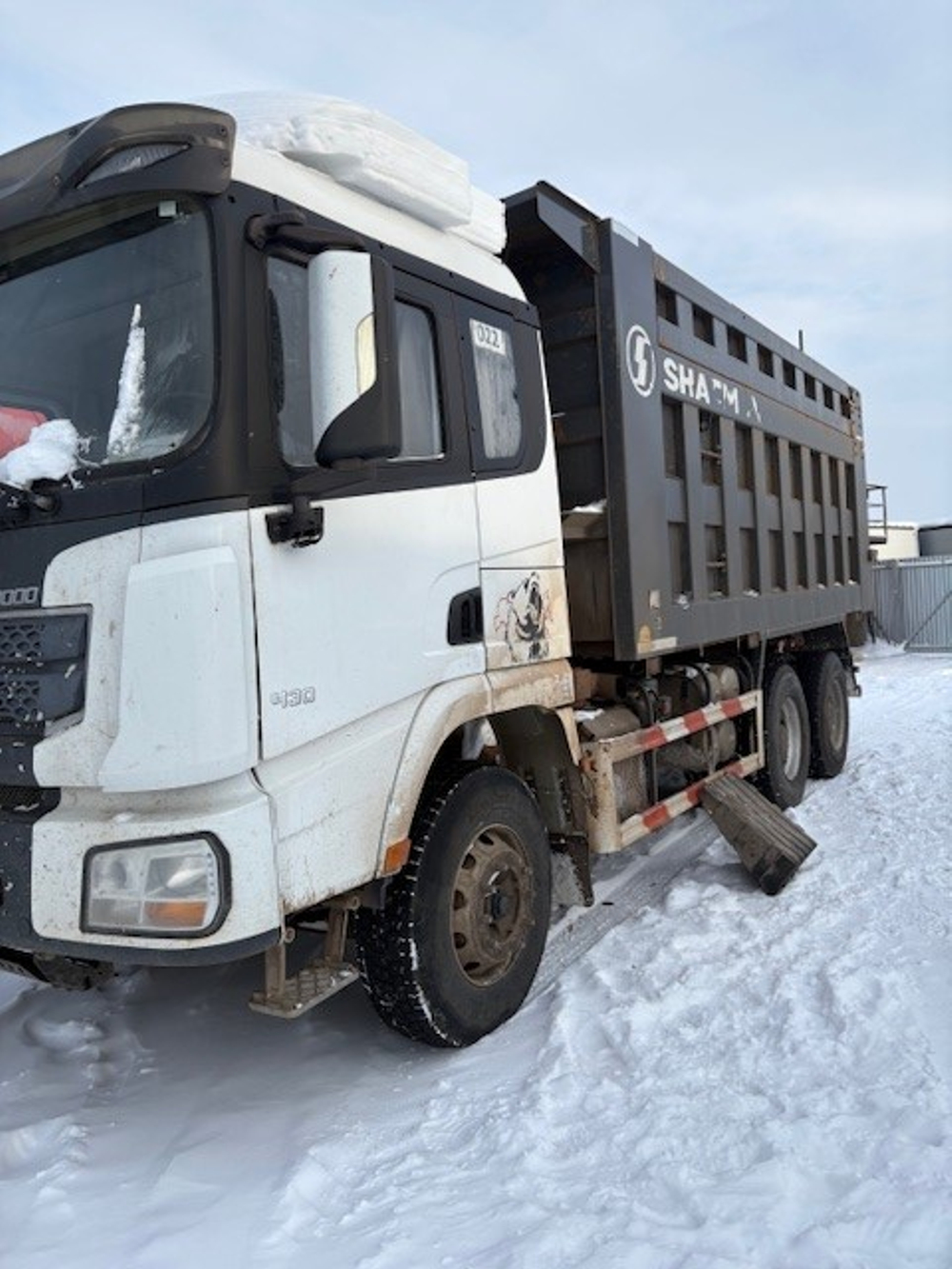 Shacman (Shaanxi) SX* 6x4 Самосвал SX32586V384 (Дизельный, 11,6 л, 423 л.с., МТ)