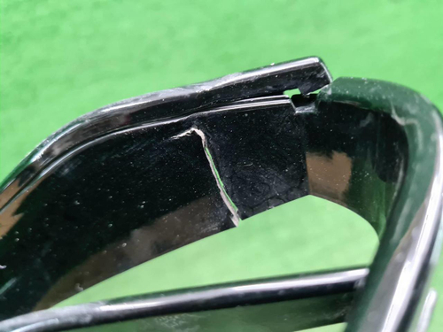 Решетка переднего бампера правая BMW X1 F48 15-19