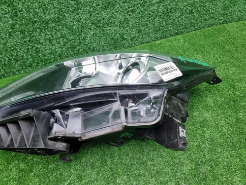 Фара левая Nissan Qashqai J11 (2013-2019) галоген