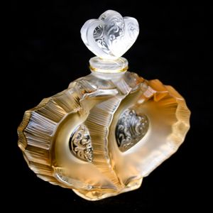 Lalique de Deux Coeurs Crystal Flacon