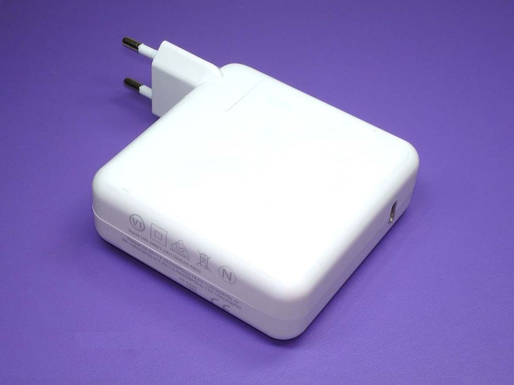Блок питания (MNF82CH/A) для ноутбуков Apple A1719, USB Type-C, 87W + кабель