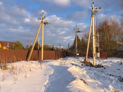 В «Романовском Парке – 2» установлена первая опора и разъединитель