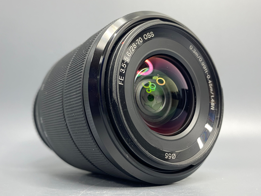 Sony 28-70mm 3.5-5.6 OSS