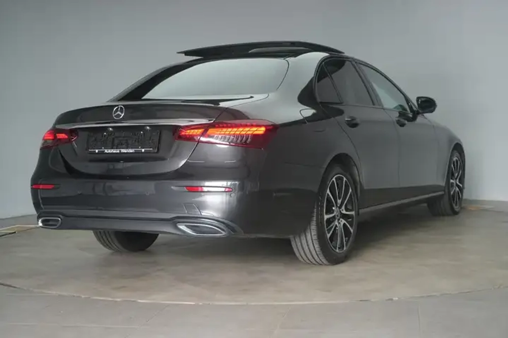 Mercedes-Benz E 400