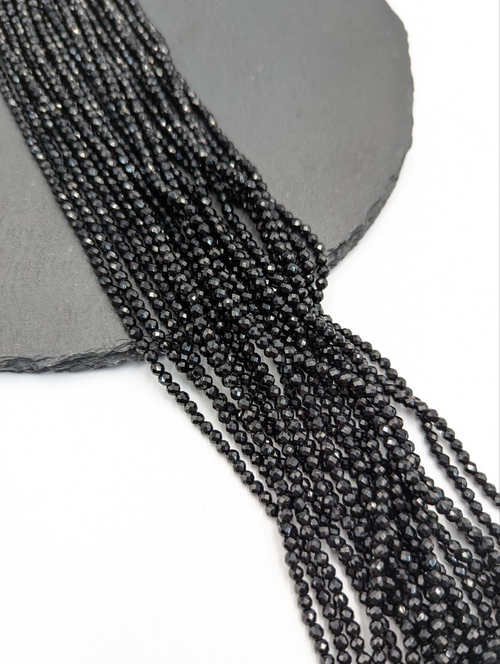 Шпинель стеклянная 3мм, черный