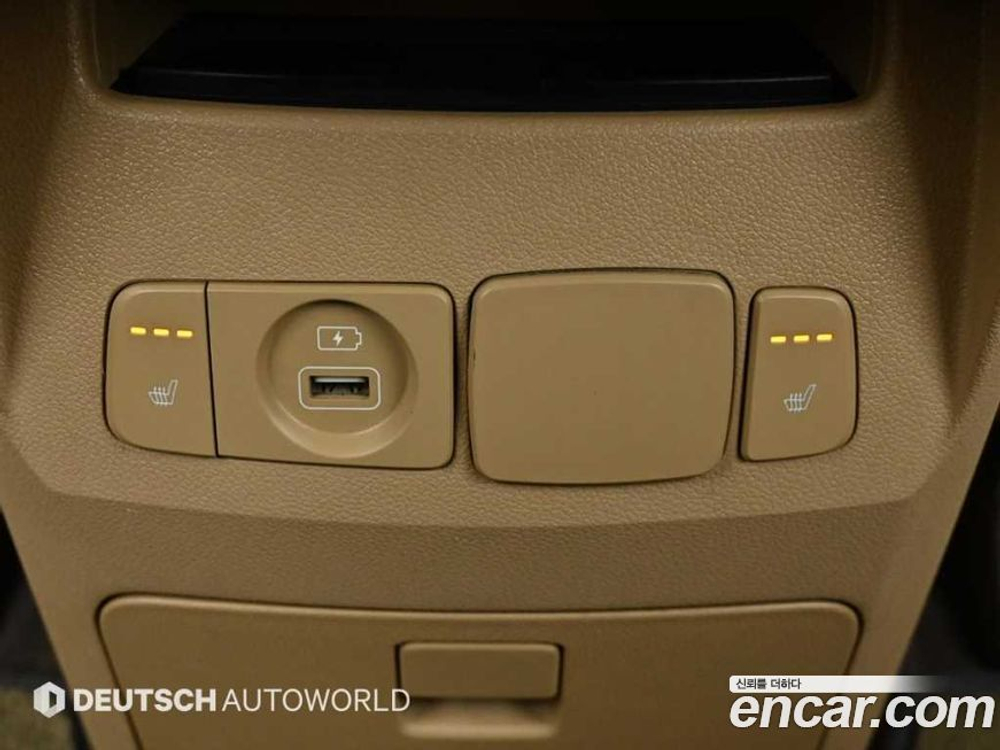Kia The New Carnival (Sedona) 9-и местный Luxury (05.2020)