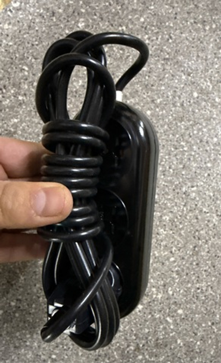 Удлинитель черный 3 м