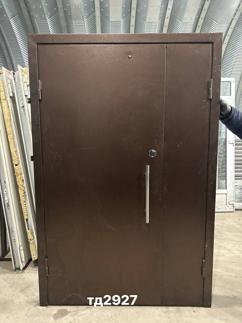 Дверь металлическая Б/У 211(в) х 130(ш) Входная