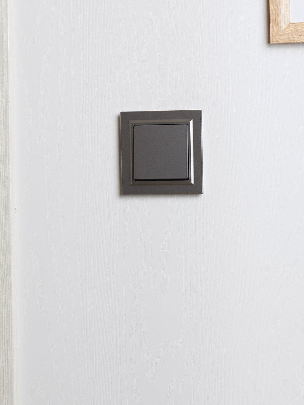 BRITE Рамка 1-местная IP44 РУ-1-БрС-44 сталь IEK