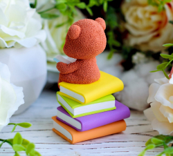Молд силиконовый "3D Мишка Бади на книгах"