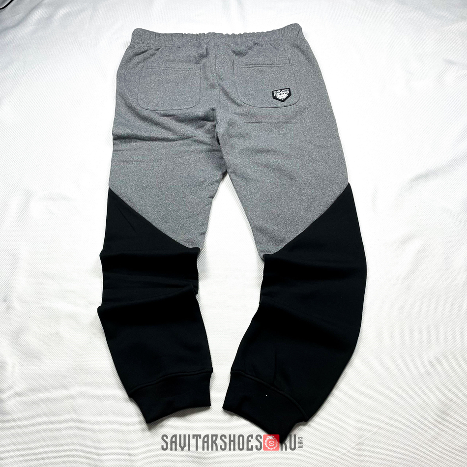 Спортивные штаны на флисе
