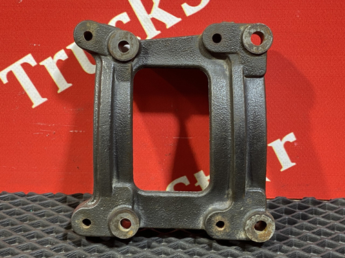 Кронштейн компрессора кондиционера 2018г