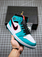 AIR JORDAN 1 MID RETRO GRAPE BLACK/GRAPE ICE-NEW EMERALD