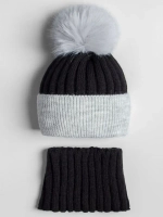 Шапка зимняя для девочки с помпоном и снуд