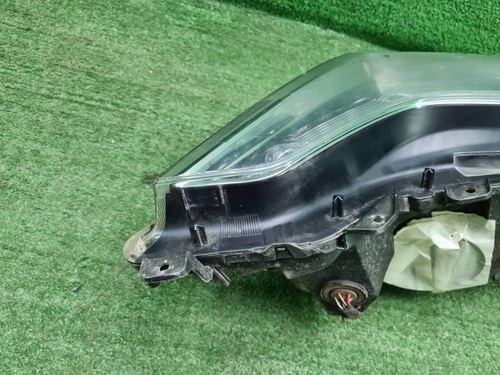 Фара левая Toyota LC Prado 150 (13-17) LED