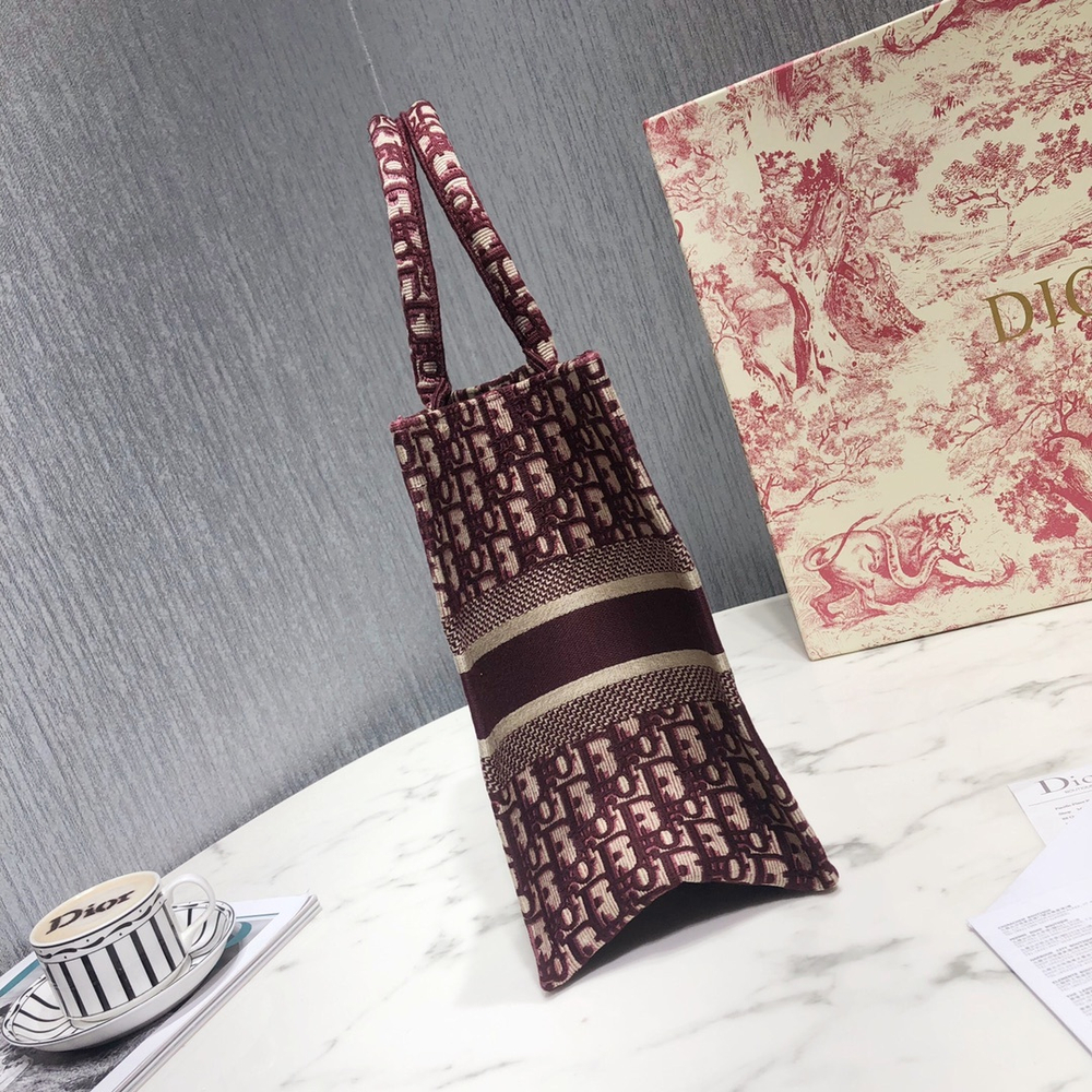 Christian Dior Book Tote 36 cm