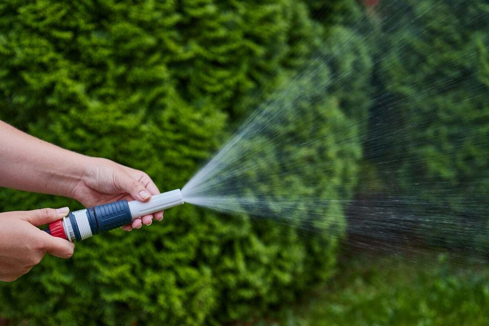 Распылитель для шланга регулируемый Elitech HF 008 Garden 206032