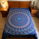 Этническое полотно с мандалой