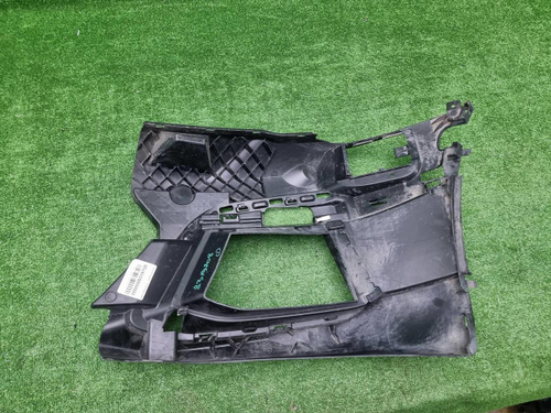 Кронштейн ПТФ правый BMW 5er G30 (20-23) M-paket