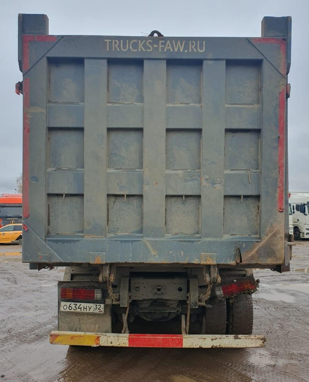 FAW J6 8x4 Самосвал СА3310Р66K24T4E5 (Дизельный, 11,1 л, 420 л.с., МТ)