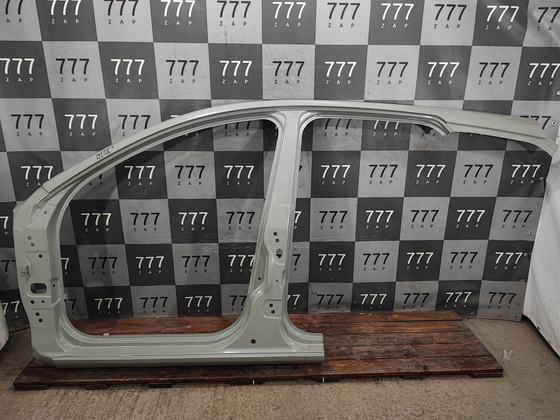 Боковина левая LADA Vesta SW 15-нв Новая Оригинал 8450102327